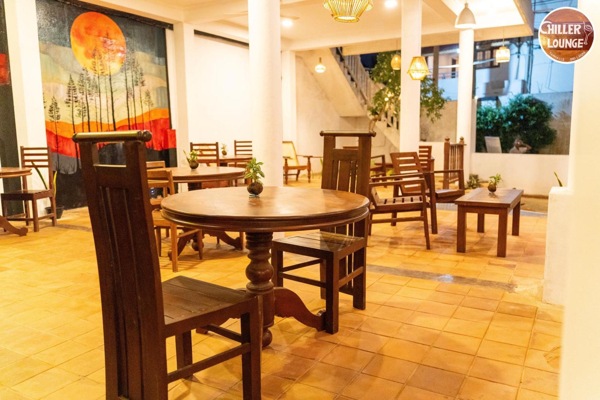 Chiller Lounge Hotell Tangalle Eksteriør bilde