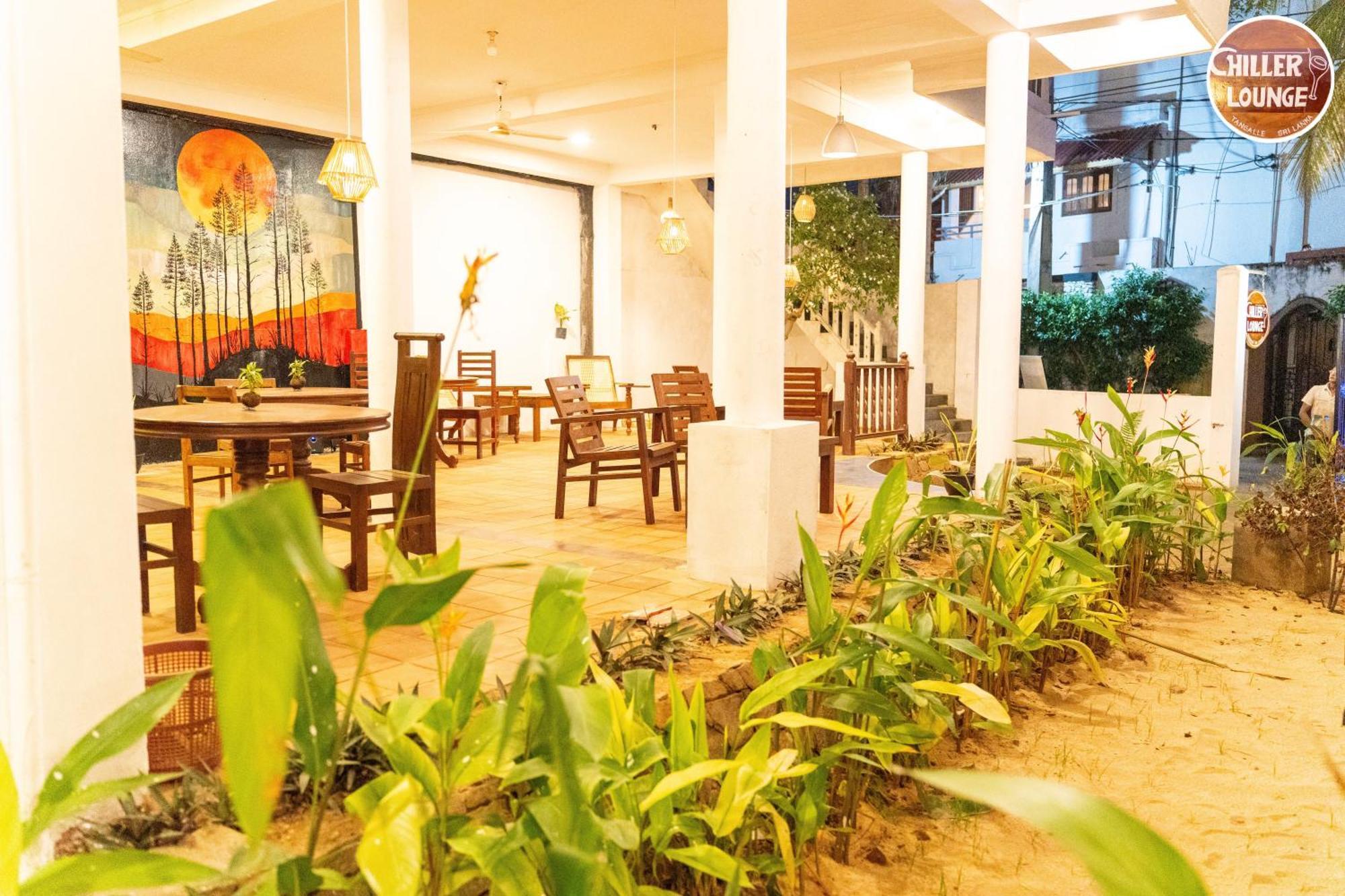 Chiller Lounge Hotell Tangalle Eksteriør bilde