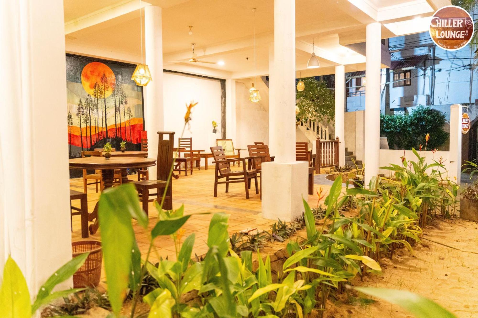 Chiller Lounge Hotell Tangalle Eksteriør bilde